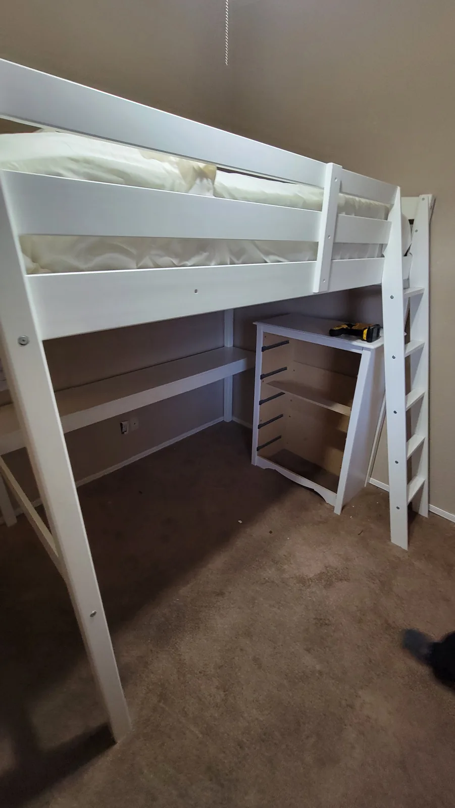 Double bunk bed assembly: assembled frame