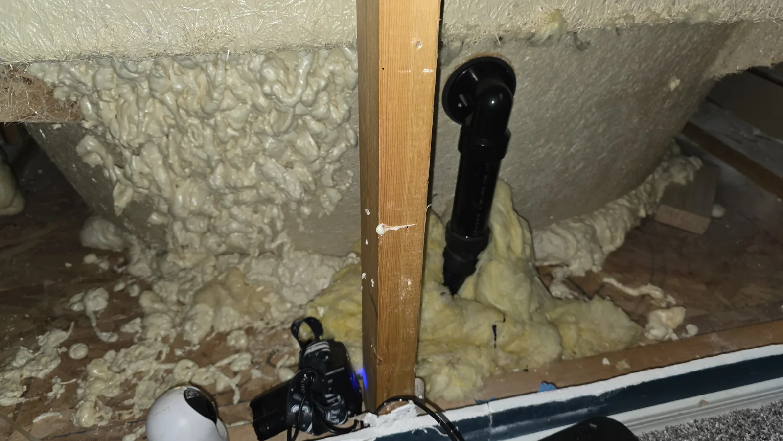 Bathtub leak & drywall repair: exposed plumbing